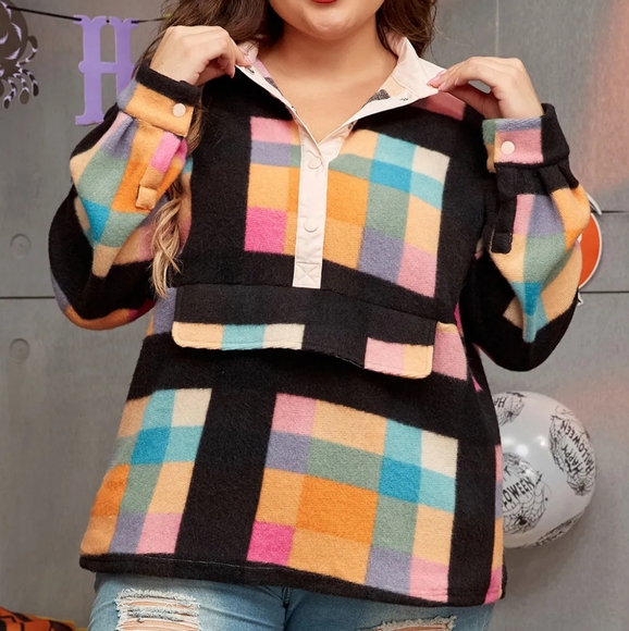 Chill Mode Snap Sweatshirt - Picture 10 of 11